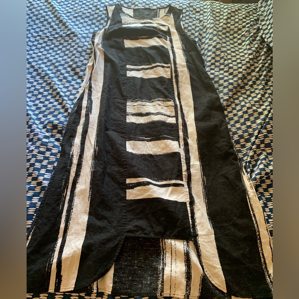 Bold black and white linen dress with pockets